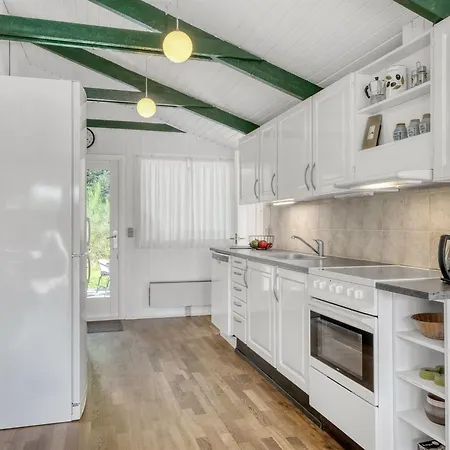 Inola - 3-5km From The Sea By Interhome *