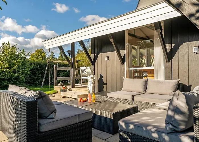 Inola - 3-5km From The Sea By Interhome